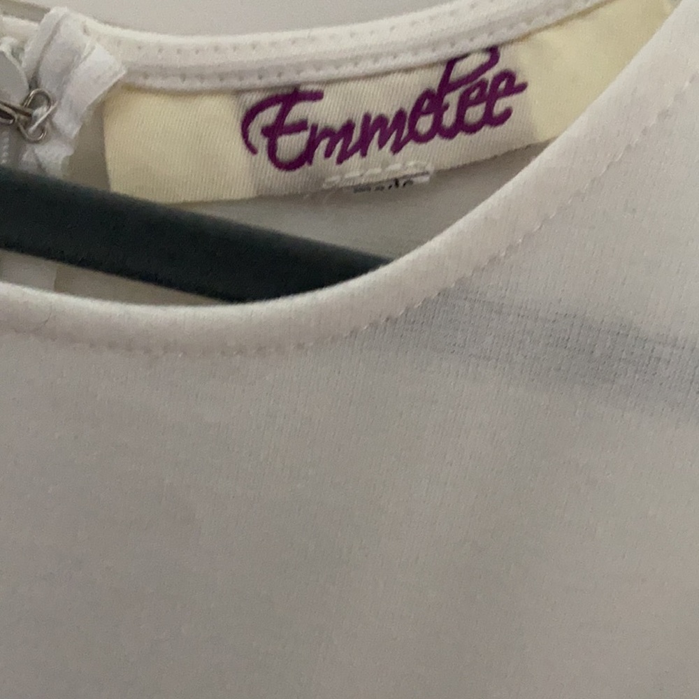 Emmelle Sleeveless White Summer Dress - Picture 4 of 6